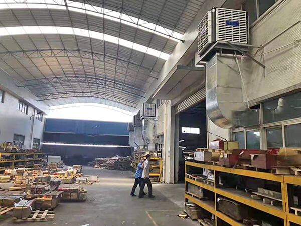 很多人疑问钢构造厂房怎样通风降温?